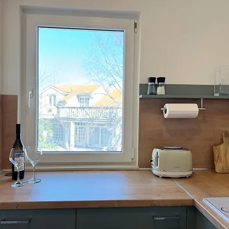 Mjesec Apartment *